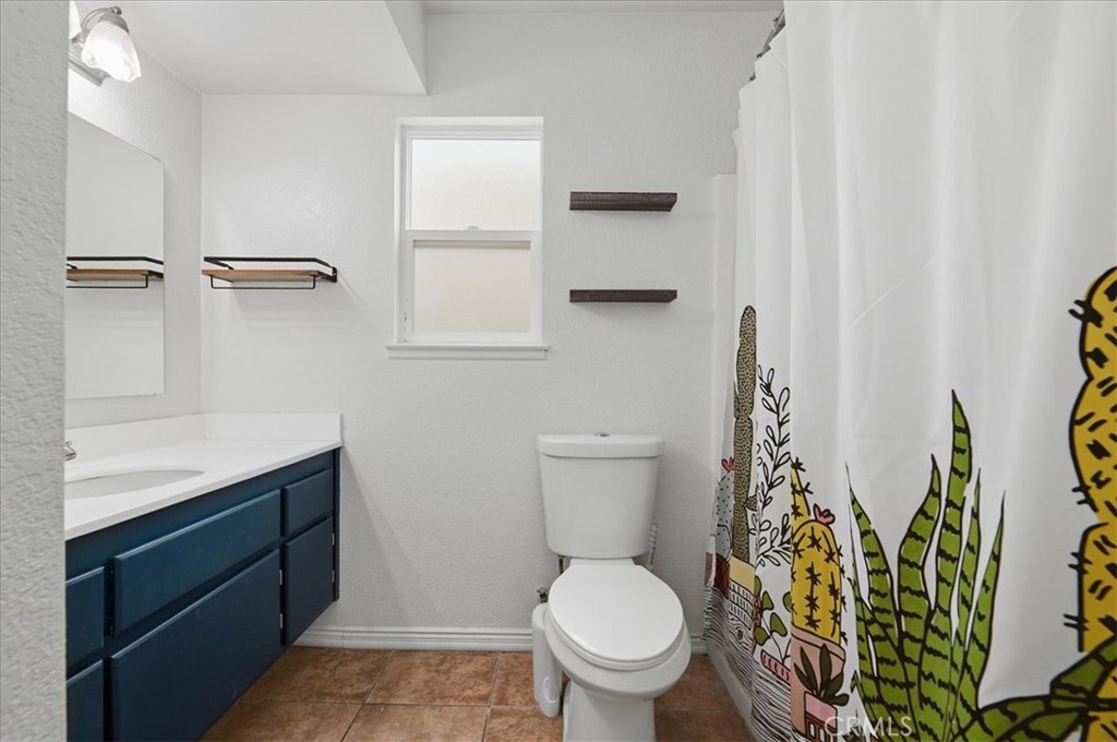 1547 Columbia Street Property Photo 20