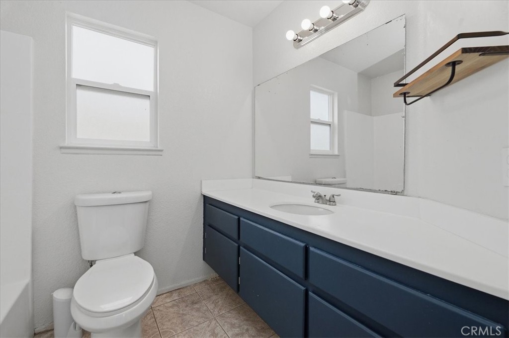 1547 Columbia Street Property Photo 28