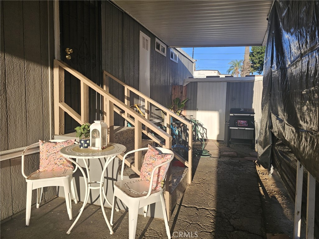 637 Brooks St 46 Property Photo 7