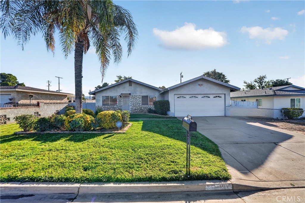 760 American Avenue Property Photo 1