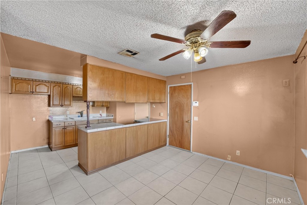 760 American Avenue Property Photo 9