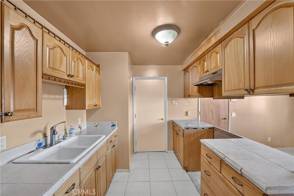 760 American Avenue Property Photo 13