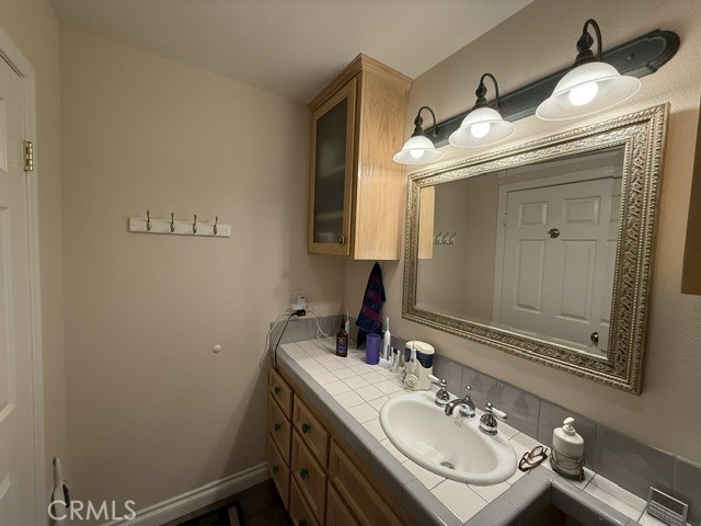 647 Lone Pine Property Photo 11