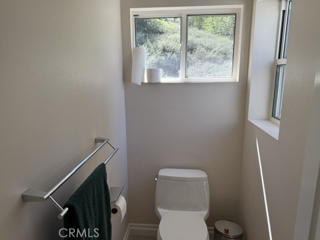 647 Lone Pine Property Photo 21