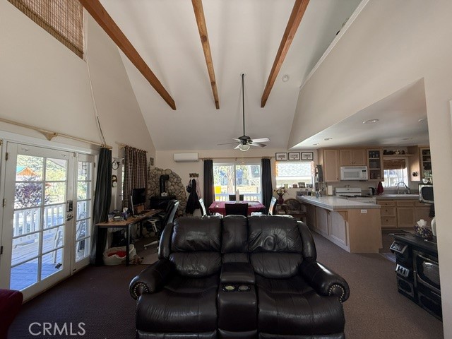 647 Lone Pine Property Photo 26