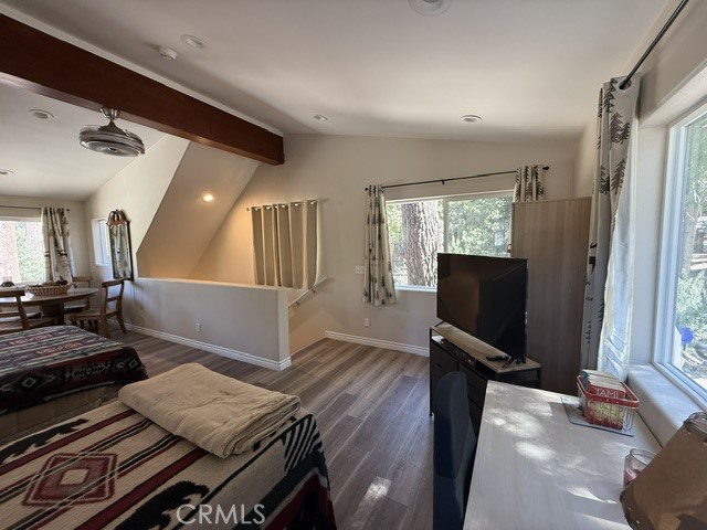 647 Lone Pine Property Photo 49