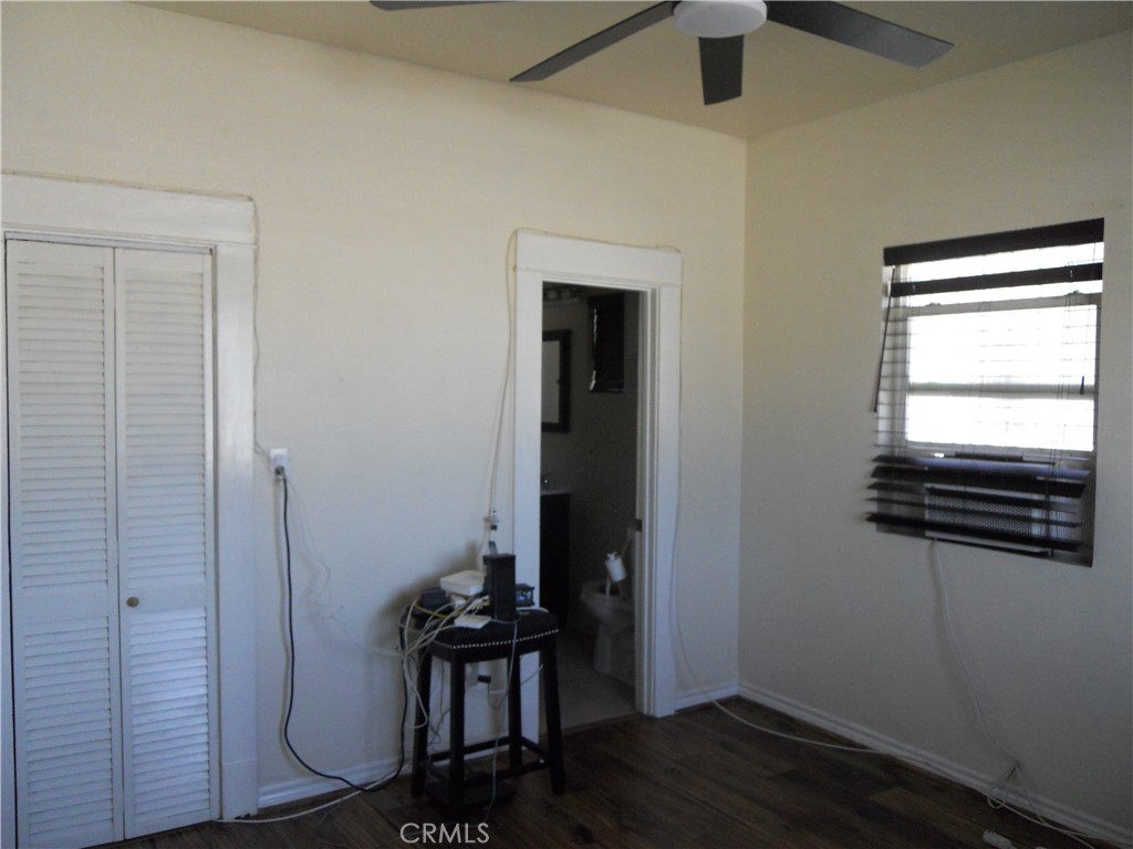 635 W 8th Property Photo 16