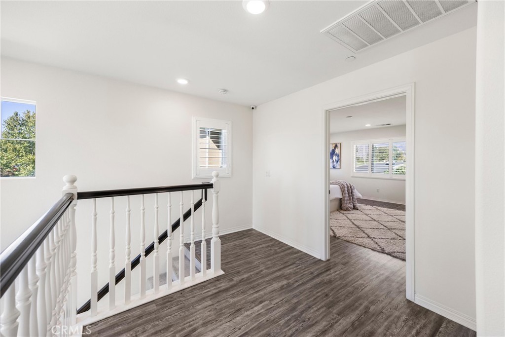 2080 Clementine Street Property Photo 28