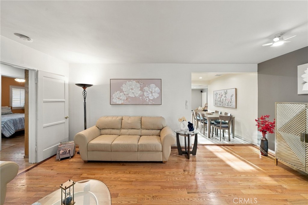 2009 Graylock Avenue Property Photo 12
