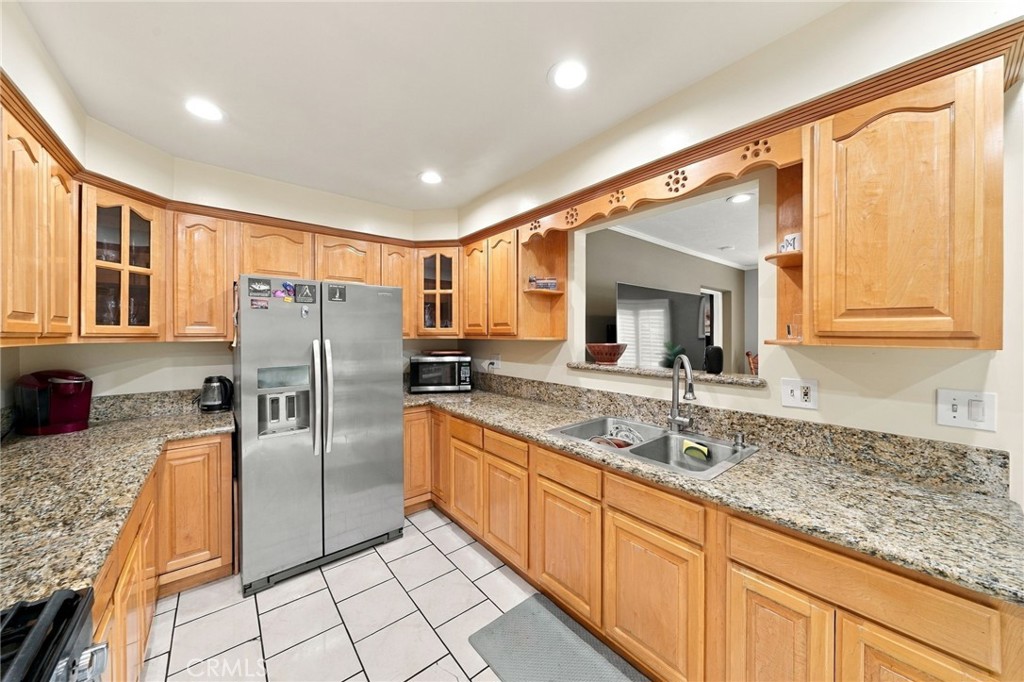 2009 Graylock Avenue Property Photo 17
