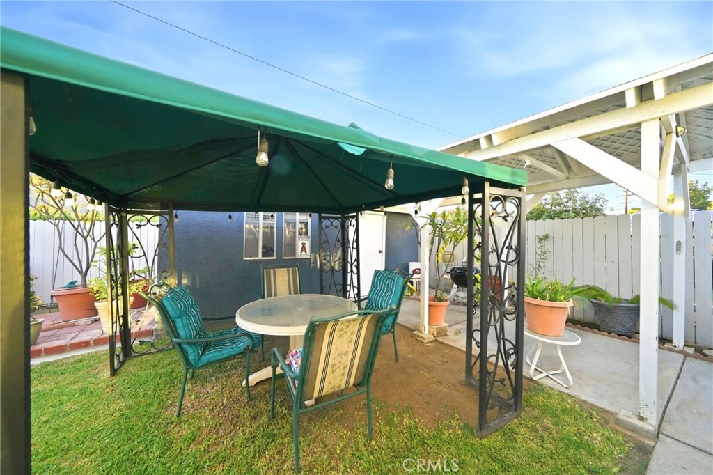 2009 Graylock Avenue Property Photo 48
