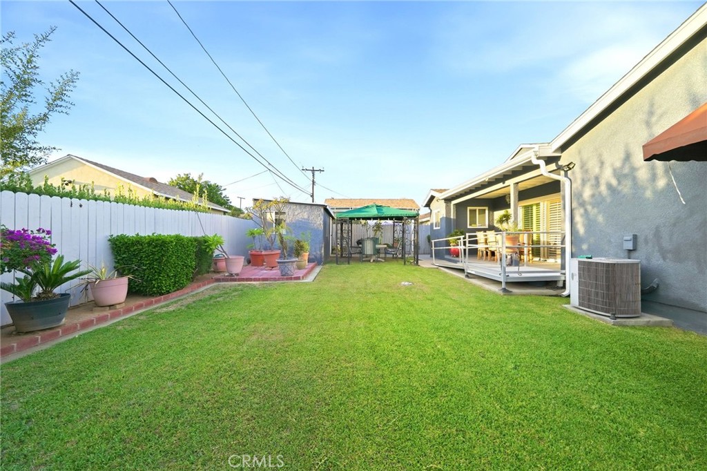 2009 Graylock Avenue Property Photo 54