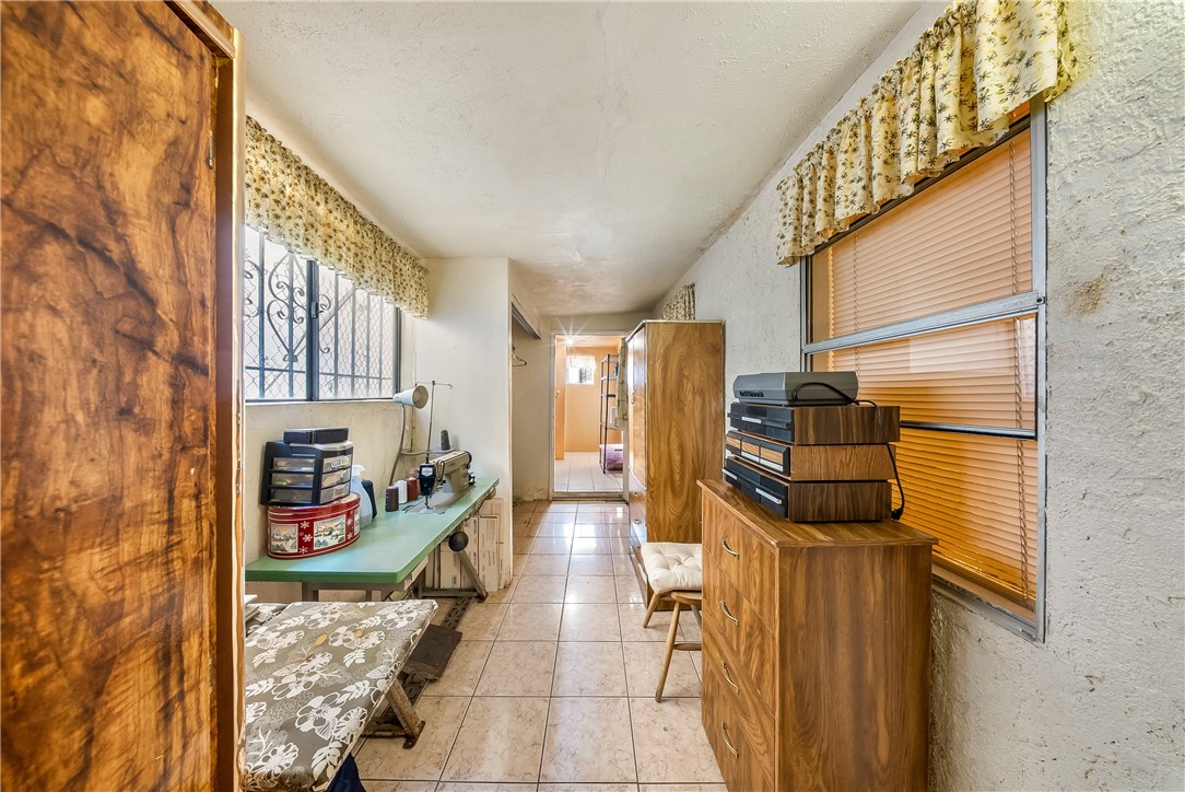 2531 Pomeroy Avenue Property Photo 23