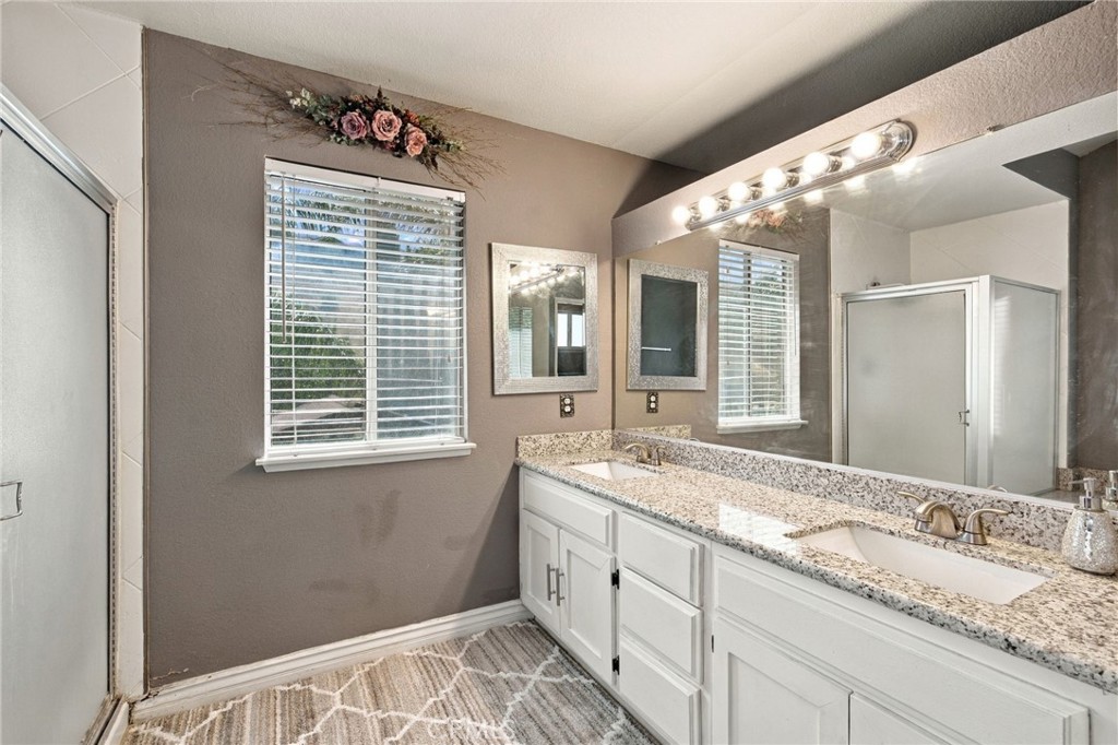 22639 Valley Vista Circle Property Photo 25