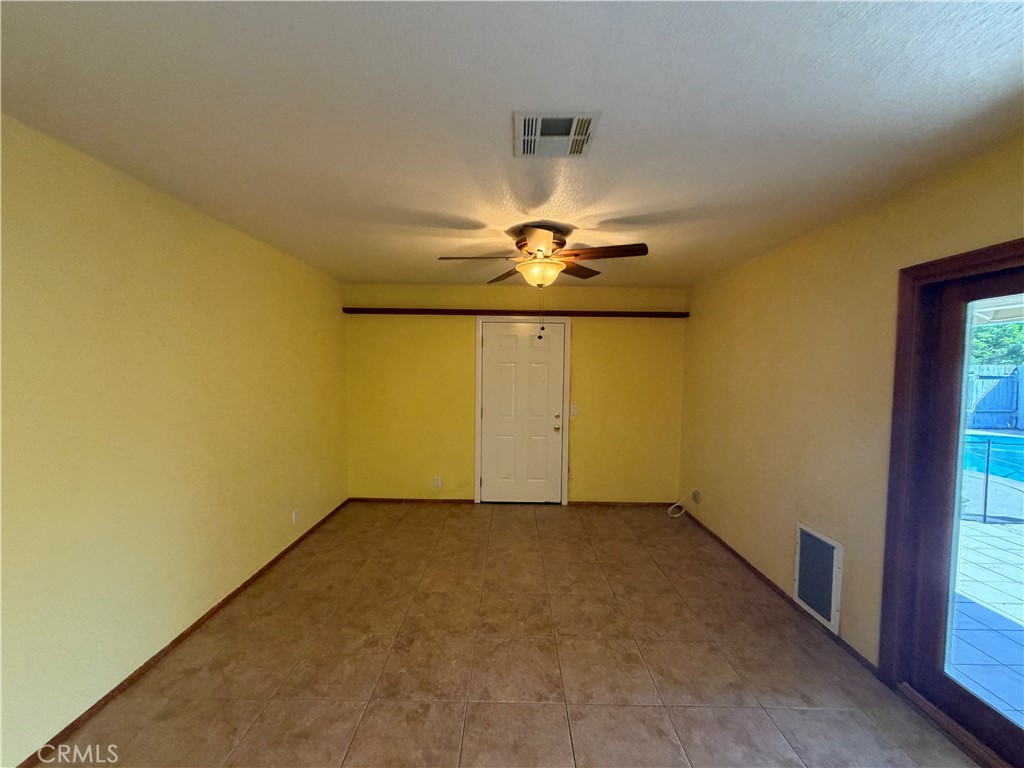 41219 Tava Property Photo 3