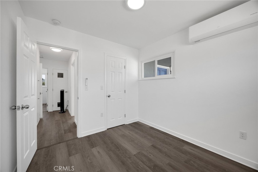 4038 N Orange Property Photo 16