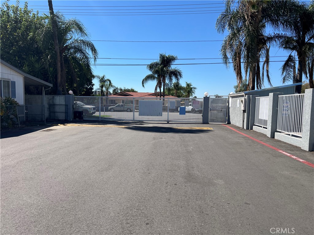 8191 Calabash Ave 22 Property Photo 25