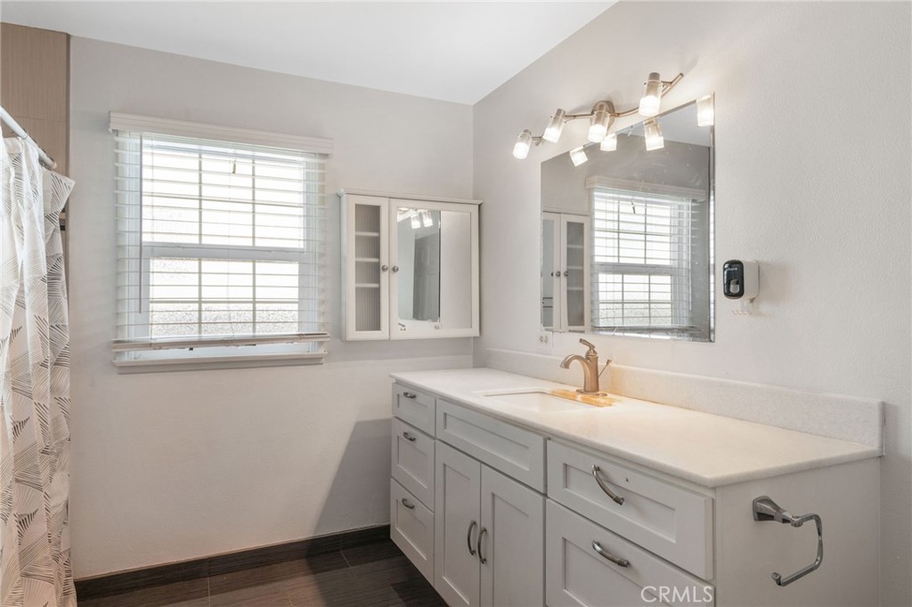 11461 Flower Street Property Photo 16