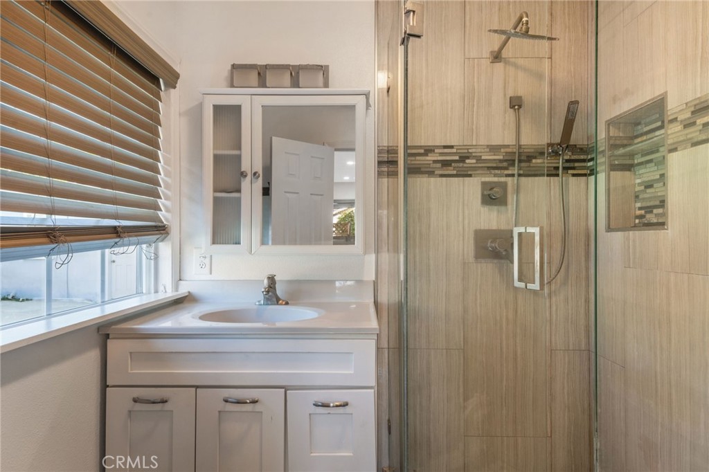 11461 Flower Street Property Photo 20