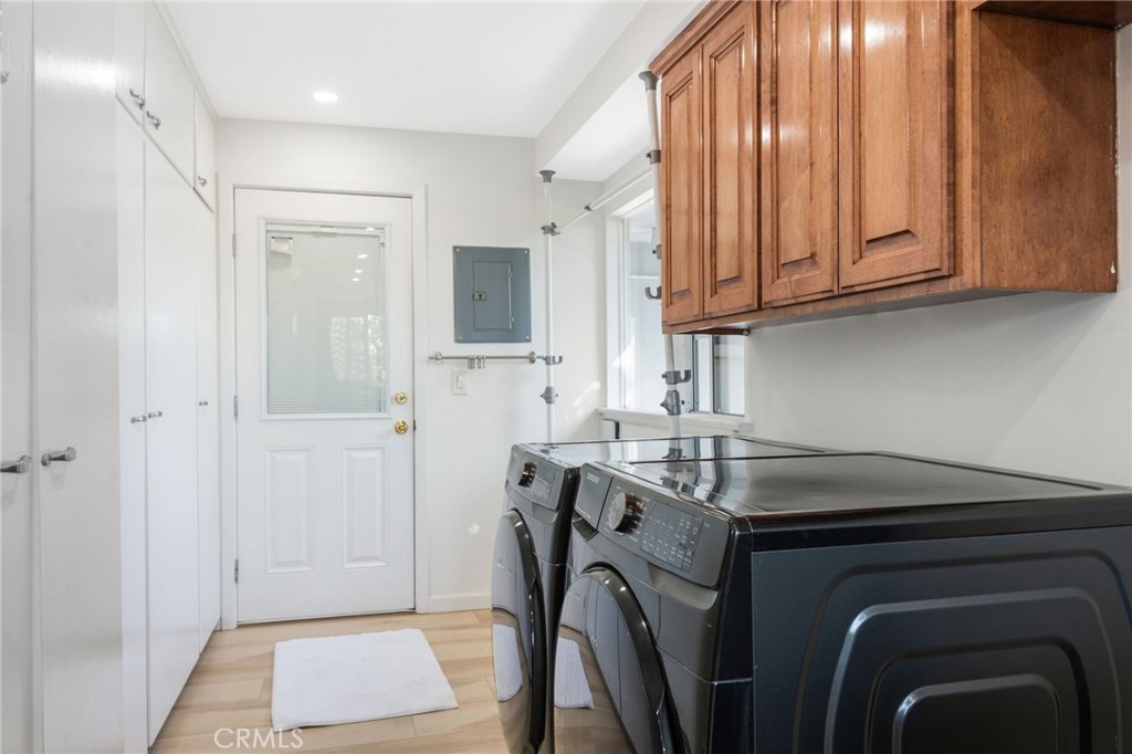 11461 Flower Street Property Photo 22