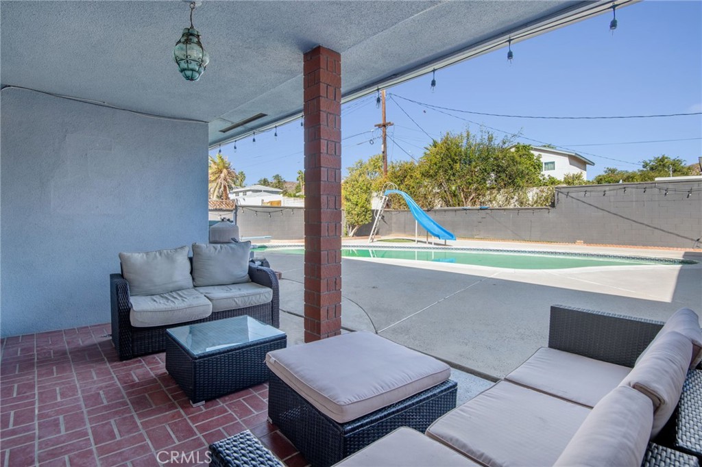 11461 Flower Street Property Photo 23