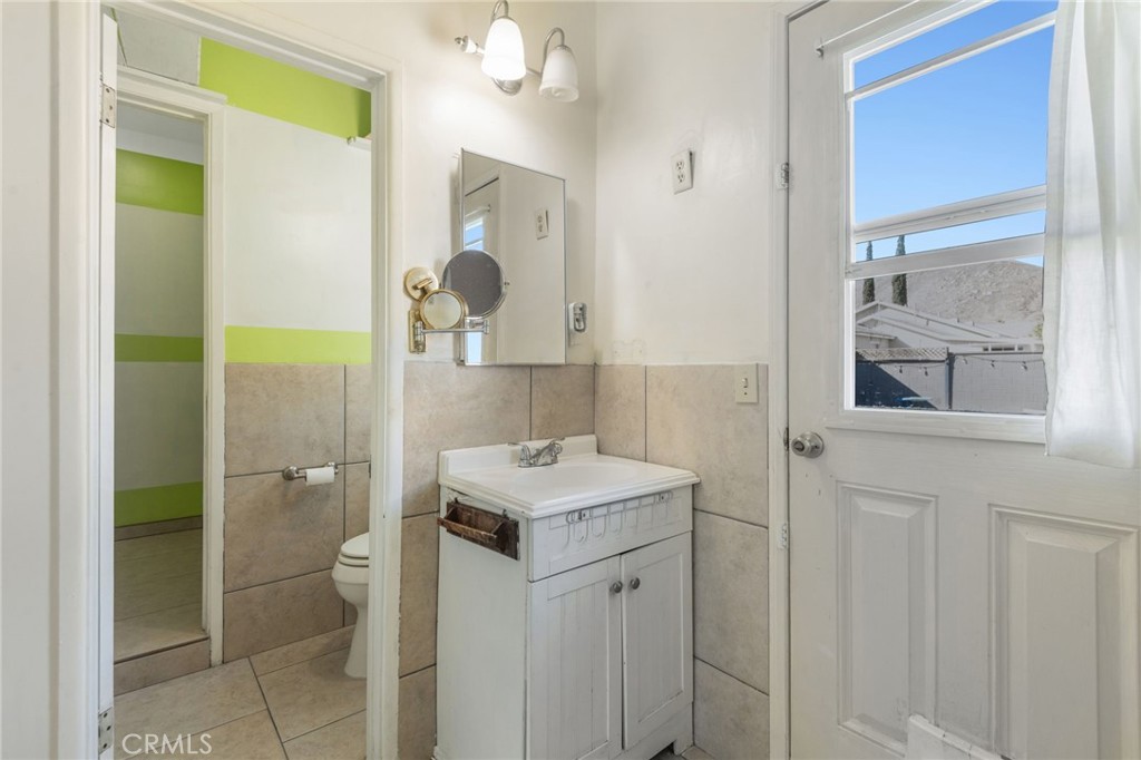11461 Flower Street Property Photo 28