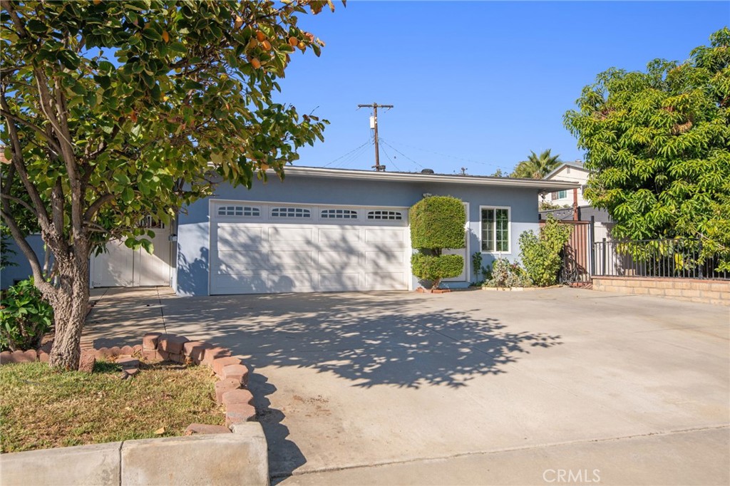 11461 Flower Street Property Photo 33