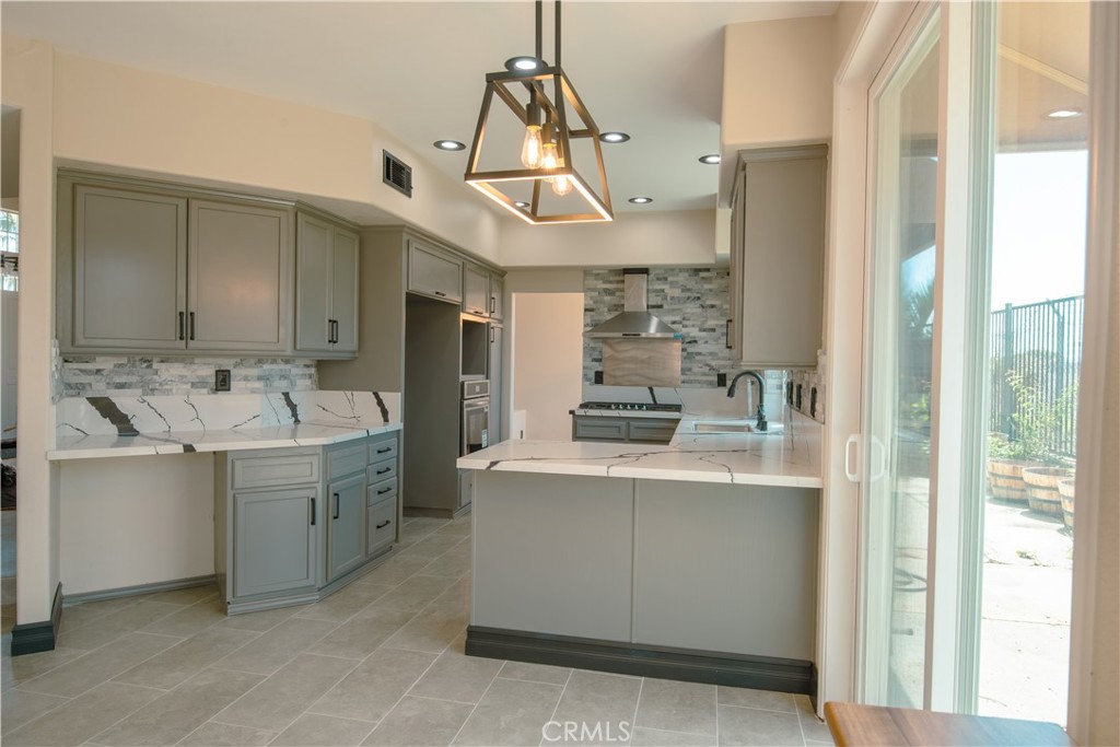 1801 Nantucket Place Property Photo 8
