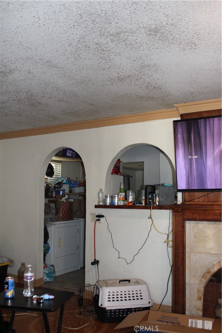 3040 Orange Property Photo 2