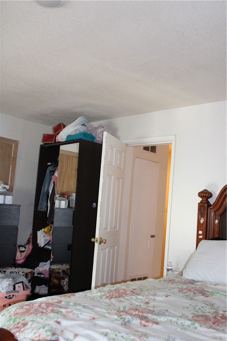 3040 Orange Property Photo 8