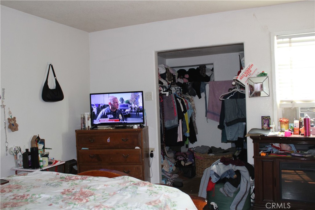 3040 Orange Property Photo 11