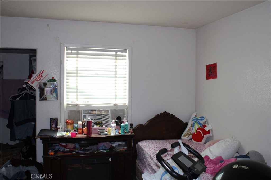 3040 Orange Property Photo 12