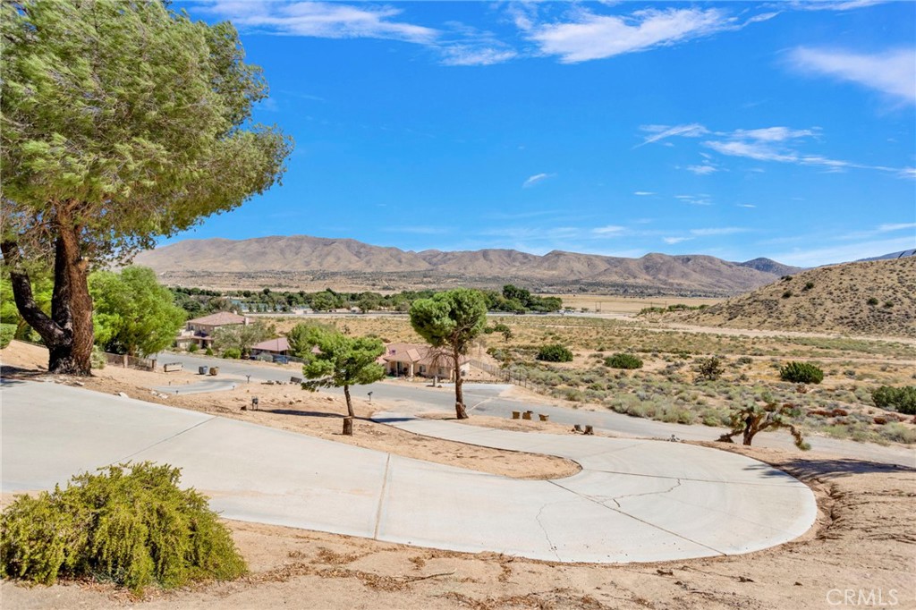 7402 Calpella Property Photo 3