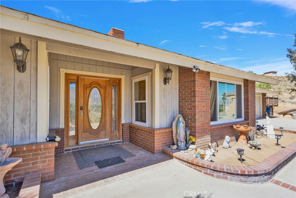 7402 Calpella Property Photo 5