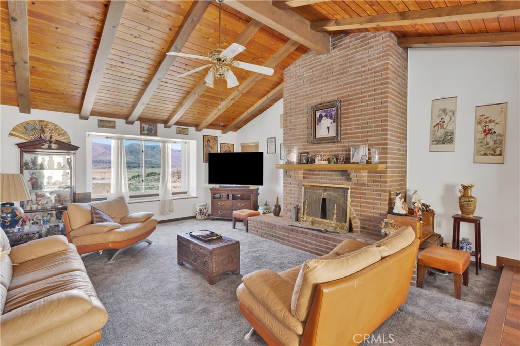 7402 Calpella Property Photo 9