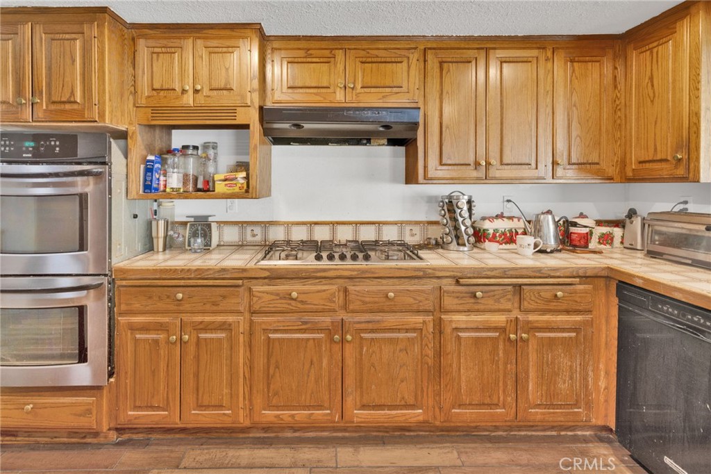 7402 Calpella Property Photo 15