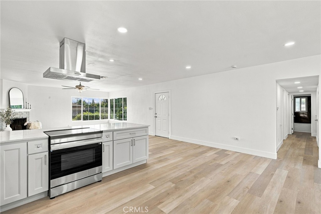 421 421 Brookhaven Dr Property Photo 7