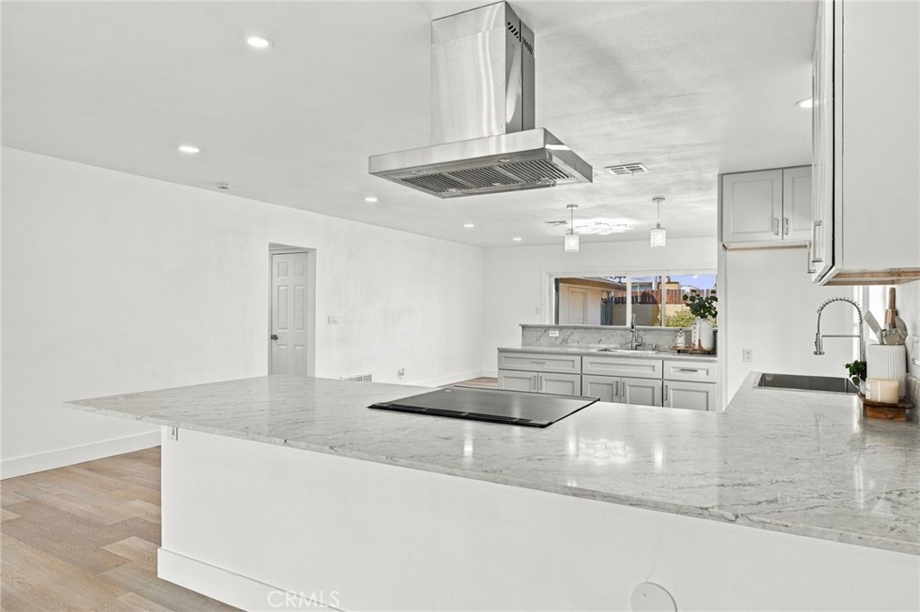 421 421 Brookhaven Dr Property Photo 12