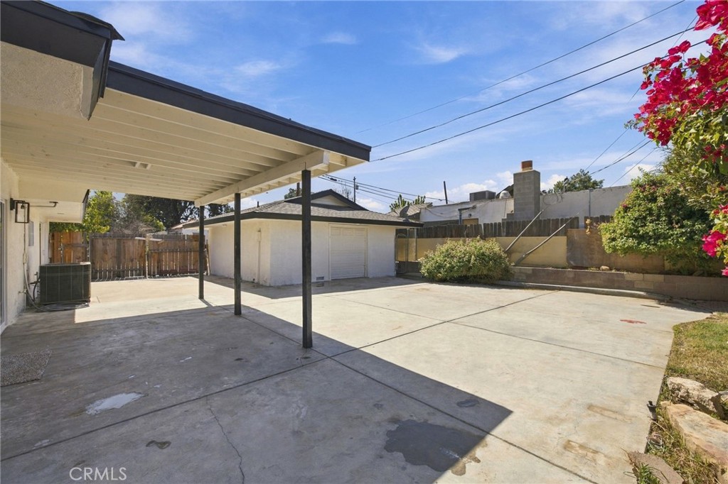 421 421 Brookhaven Dr Property Photo 38