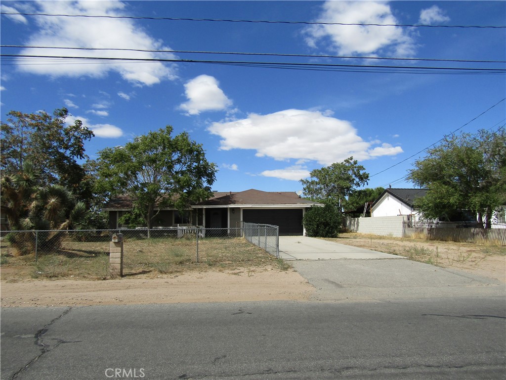 9282 Hickory Property Photo 1