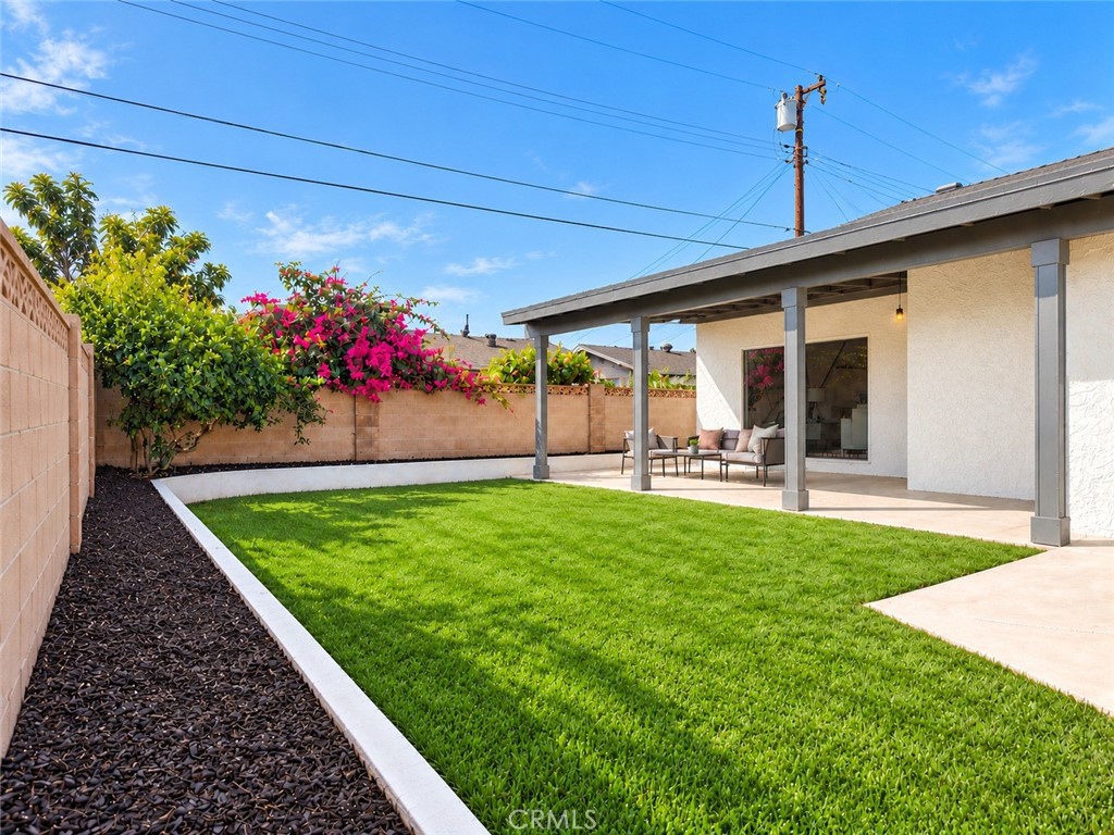 5856 Bolivia Property Photo 19