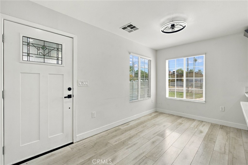 6815 Barcelona Property Photo 25