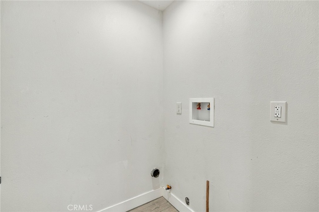 6815 Barcelona Property Photo 36
