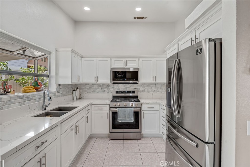 569 Award Drive Property Photo 11