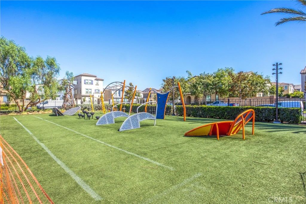 7442 Desert Holly Property Photo 40