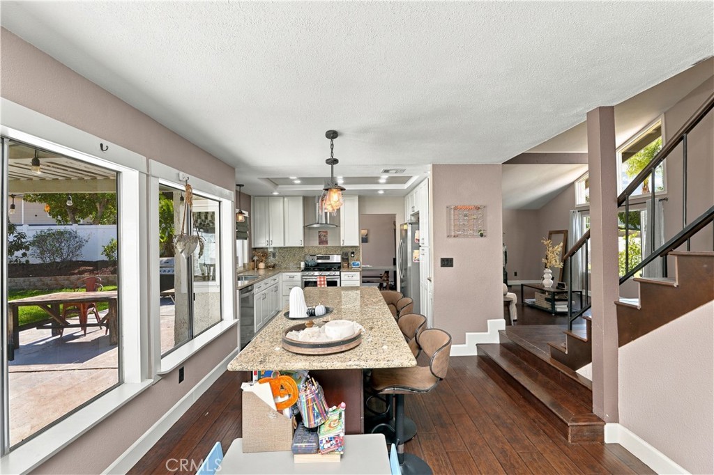 2065 W Ontario Property Photo 24