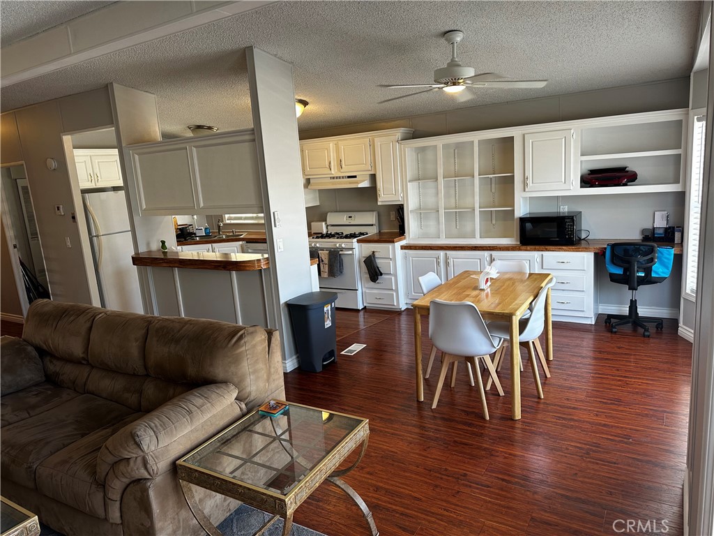 20843 Waalew Property Photo 8