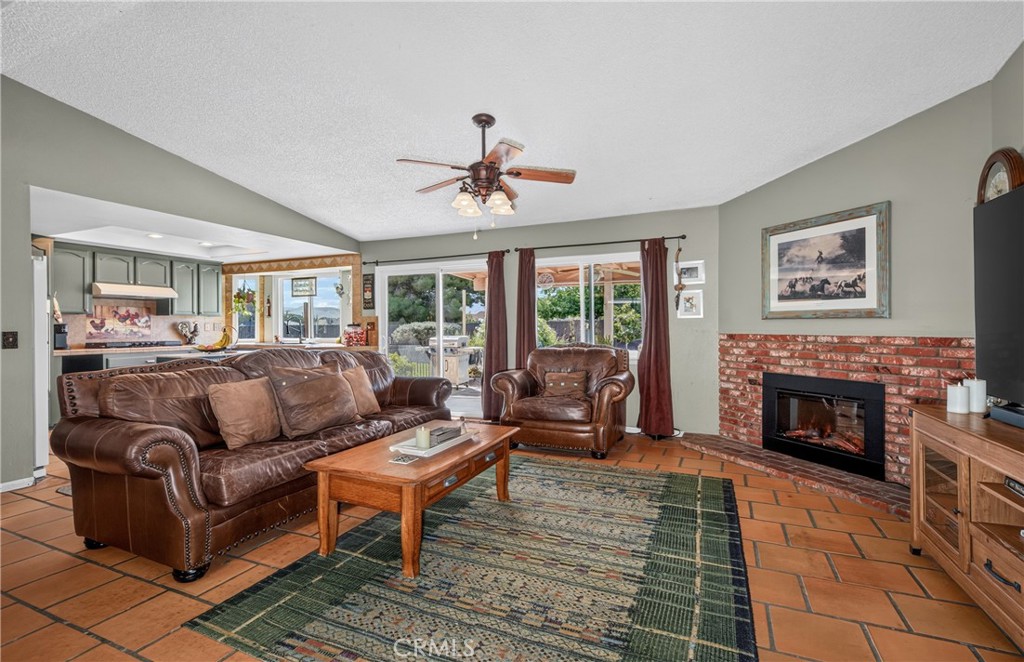 18087 Yucca Street Property Photo 8