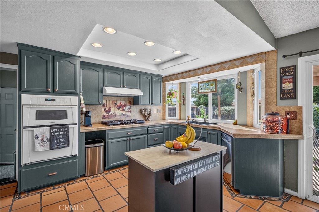 18087 Yucca Street Property Photo 11
