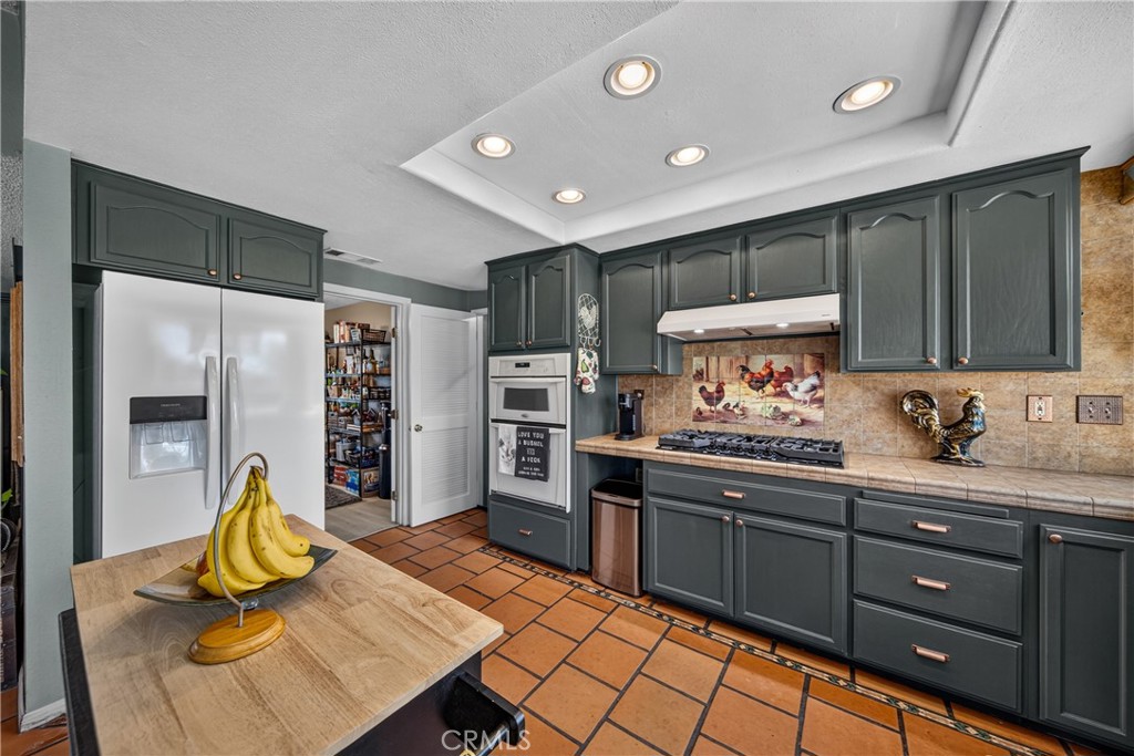 18087 Yucca Street Property Photo 14